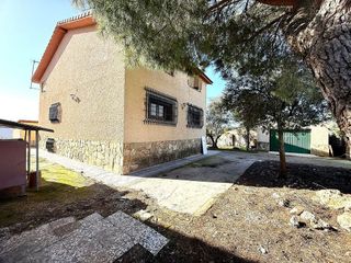 Chalet en venta en Fuente el Saz de Jarama