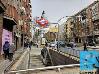 Piso en alquiler en Pacífico en Madrid