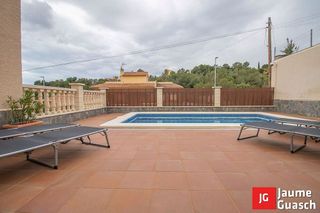 Chalet en venta en Eixample Residencial en Roda de Barà