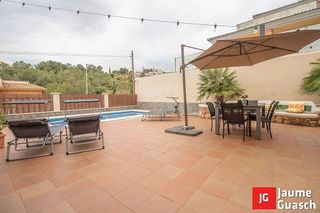 Chalet en venta en Eixample Residencial en Roda de Barà