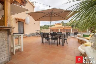 Chalet en venta en Eixample Residencial en Roda de Barà