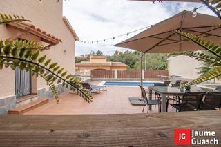 Chalet en venta en Eixample Residencial en Roda de Barà