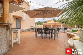 Chalet en venta en Eixample Residencial en Roda de Barà