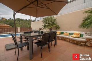 Chalet en venta en Eixample Residencial en Roda de Barà