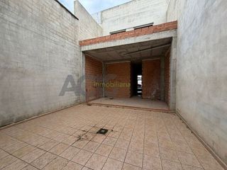 Chalet en venta en Guadassuar