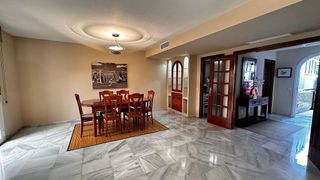 Casa adosada en venta en Aljamar en Tomares