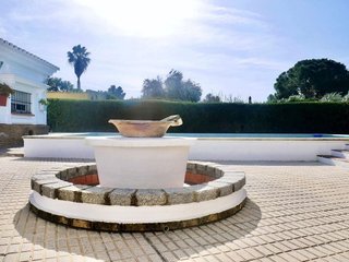 Chalet en venta en Sanlúcar la Mayor