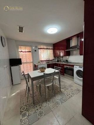 Casa pareada en venta en Aljamar en Tomares