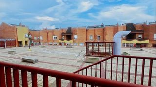 Casa adosada en venta en Villamayor