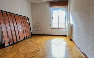 Casa adosada en venta en Villamayor