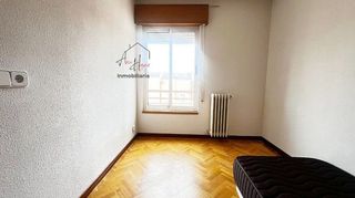 Casa adosada en venta en Villamayor