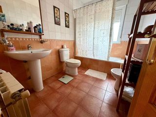 Casa adosada en venta en Yeles