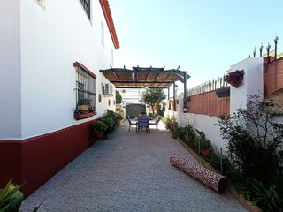 Casa pareada en venta en Gines