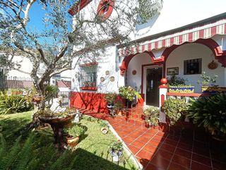 Casa pareada en venta en Gines