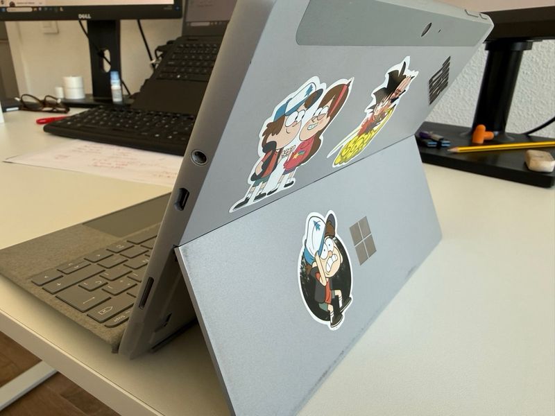Microsoft Surface Go 3 Negro/Gris afbeelding 2