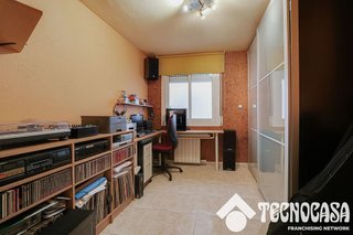 Piso en venta en Ca n'Aurell en Terrassa