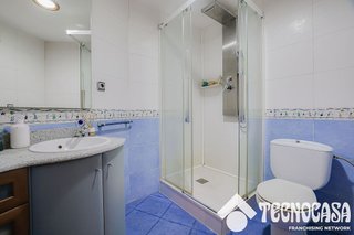 Piso en venta en Ca n'Aurell en Terrassa