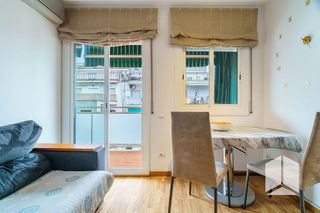 Piso en venta en El Castell-Poble Vell en Castelldefels