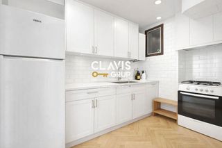 Ático en venta en Les Roquetes en Barcelona