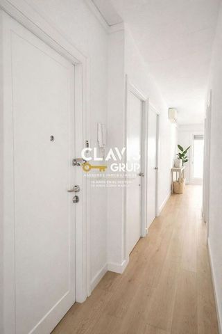 Ático en venta en Les Roquetes en Barcelona