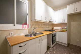 Piso en venta en Sants en Barcelona