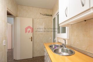 Piso en venta en Sants en Barcelona