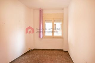 Piso en venta en Sants en Barcelona