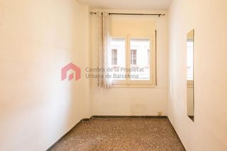 Piso en venta en Sants en Barcelona