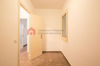 Piso en venta en Sants en Barcelona