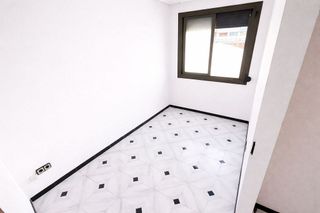 Piso en venta en Riu en Santa Coloma de Gramanet