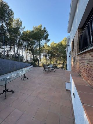 Chalet en venta en Matadepera