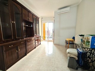 Piso en venta en El Camp de l'Arpa del Clot en Barcelona