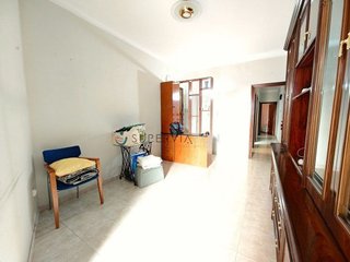 Piso en venta en El Camp de l'Arpa del Clot en Barcelona