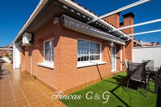 Ático en venta en Camí de la Serra en Mataró