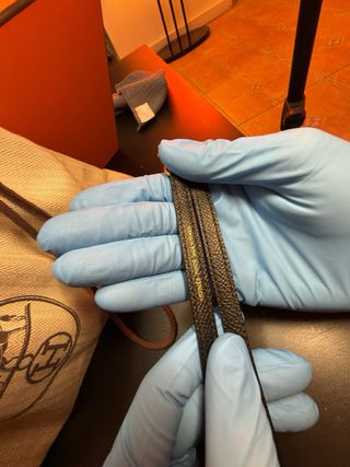 Hermes Mini Kelly 2025 Negro Oro Auténtico