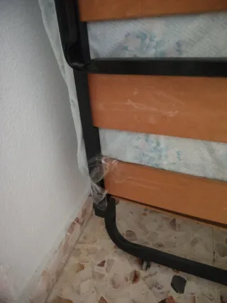 Cama portátil de tela