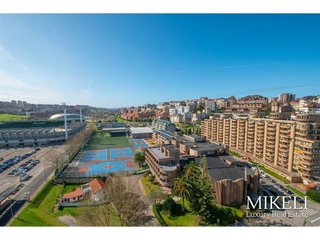 Piso en venta en El Sardinero en Santander