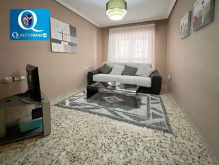 Piso en venta en Campoamor en Alicante