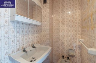 Piso en venta en Polígono Cartuja – La Paz en Granada