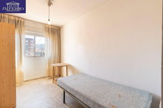 Piso en venta en Polígono Cartuja – La Paz en Granada