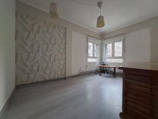 Piso en venta en El Llano en Gijón