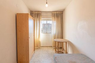 Piso en venta en Polígono Cartuja – La Paz en Granada