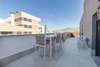 Ático en venta en Avda. Federico Garcia Lorca - Nueva Estación Autobuses en Granada