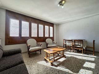 Piso en venta en Avda. Valladolid - Barriada Yagüe en Soria