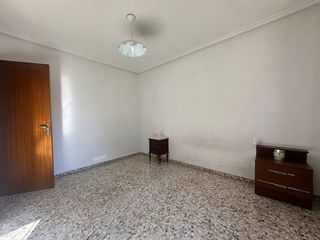 Piso en venta en Avda. Valladolid - Barriada Yagüe en Soria