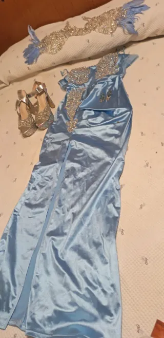 Vestido azul número zapatos 37..bien cuidado