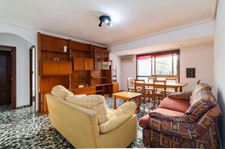 Piso en venta en La Petxina en Valencia