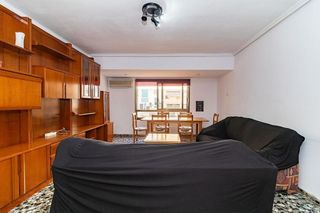 Piso en venta en La Petxina en Valencia