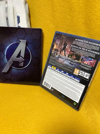 Marvel Avengers PS4 + Steelbook