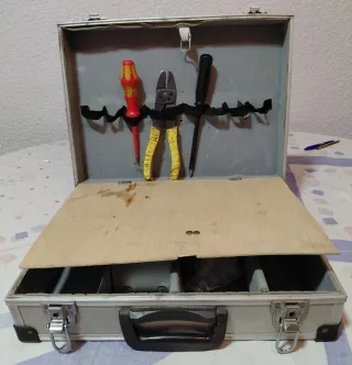 Maletín Aluminio Resistente